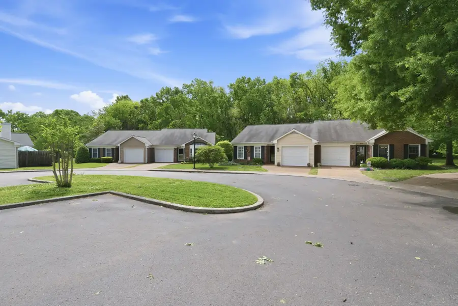 905 Glenmary Ct, Nashville, TN 37205 - #2