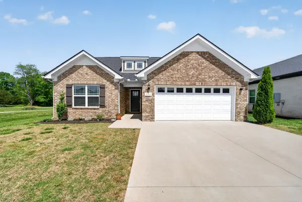 171 Brandon Woods Dr, Spring Hill, TN 37174