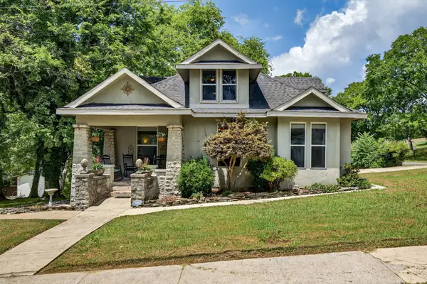 414 Cherokee Ave, Fayetteville, TN 37334