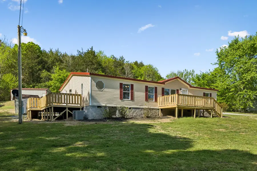 1085 Hawkins Branch Rd, Bethpage, TN 37022 - #3