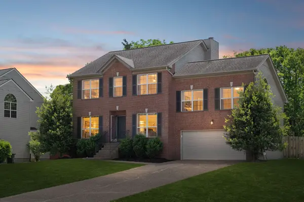 105 Hampton Ct, Hendersonville, TN 37075