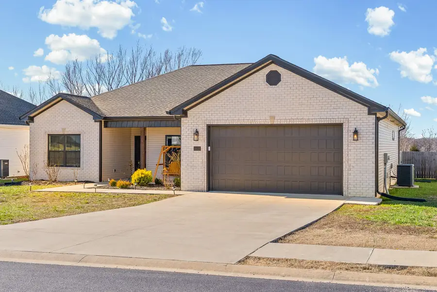 1819 Lexington Ave, Hopkinsville, KY 42240 - #3