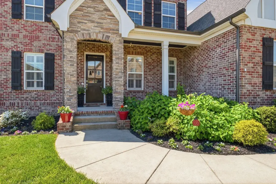 1041 Montrose Dr, Gallatin, TN 37066 - #3