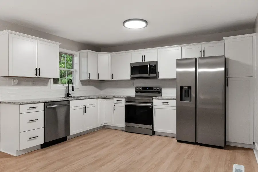 88 Meadow Ln, Winchester, TN 37398 - #3