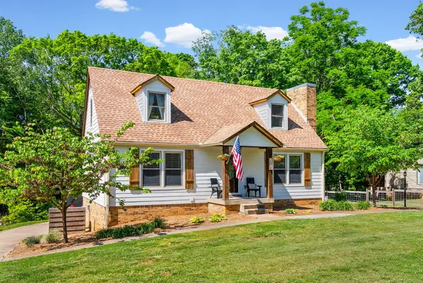 2874 Stacy Ln, Clarksville, TN 37043