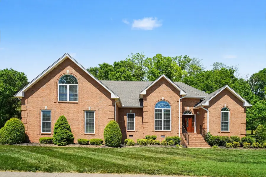 1046 Willow Park Cir, Hendersonville, TN 37075 - #2