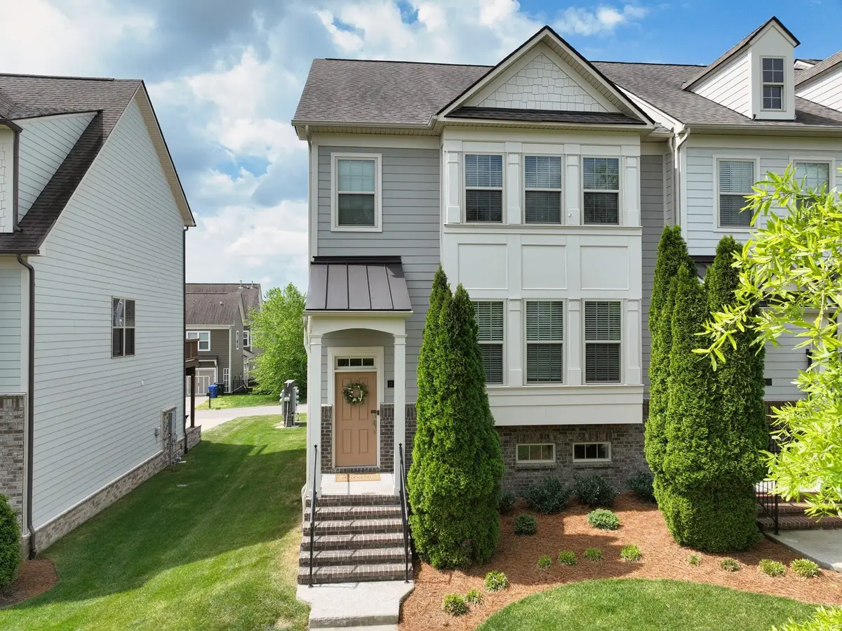 9541 Dresden Sq, Brentwood, TN 37027 - #1