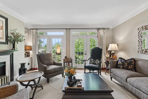 3737 West End Ave #205, Nashville, TN 37205