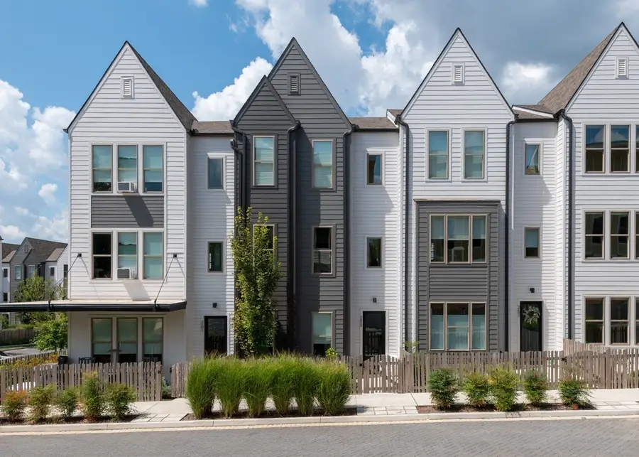 352 East Village Ln, Nashville, TN 37216 - #2