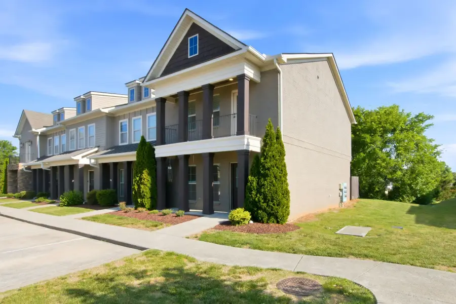3111 Blue Sky Dr, Murfreesboro, TN 37130 - #3