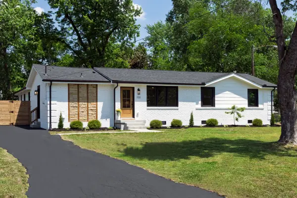 103 Vulco Dr, Hendersonville, TN 37075