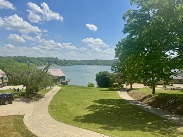 54 Lookout Ln, Waverly, TN 37185