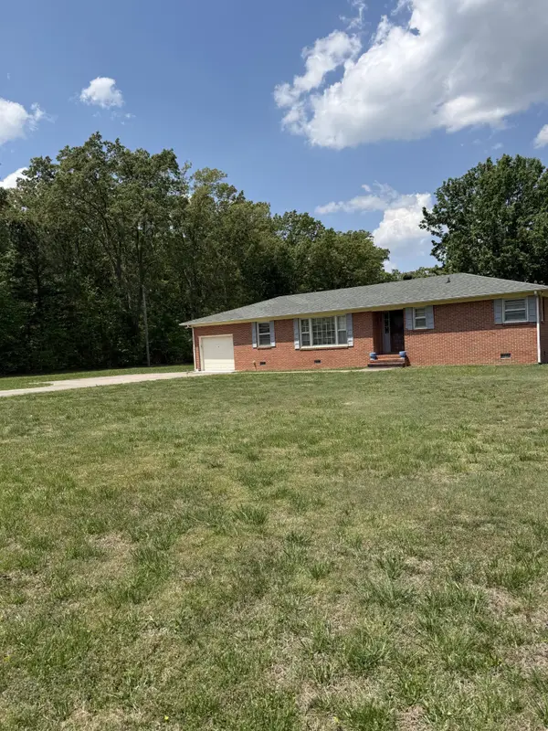 194 Hickory Dr, Manchester, TN 37355