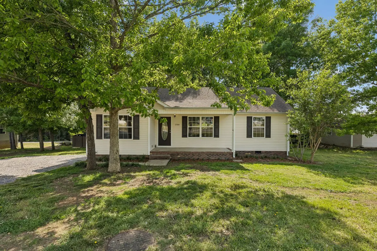 1504 Patrick Dr, Lewisburg, TN 37091 - #1