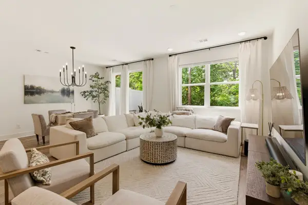 6006 Mill Tree Ct, Nashville, TN 37221