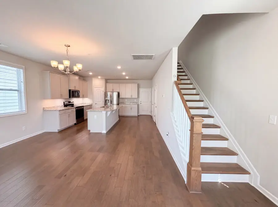 415 Prestige Ct, Pleasant View, TN 37146 - #3