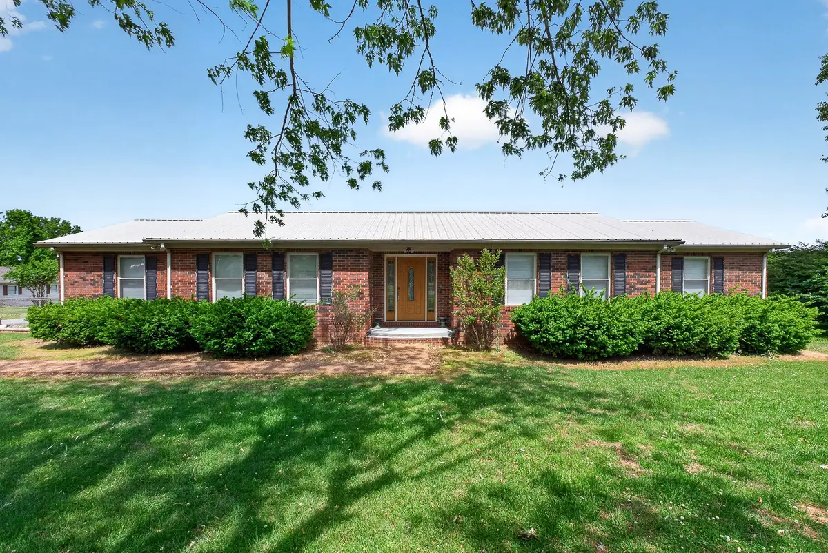 44 Barbara Cir, McMinnville, TN 37110 - #1