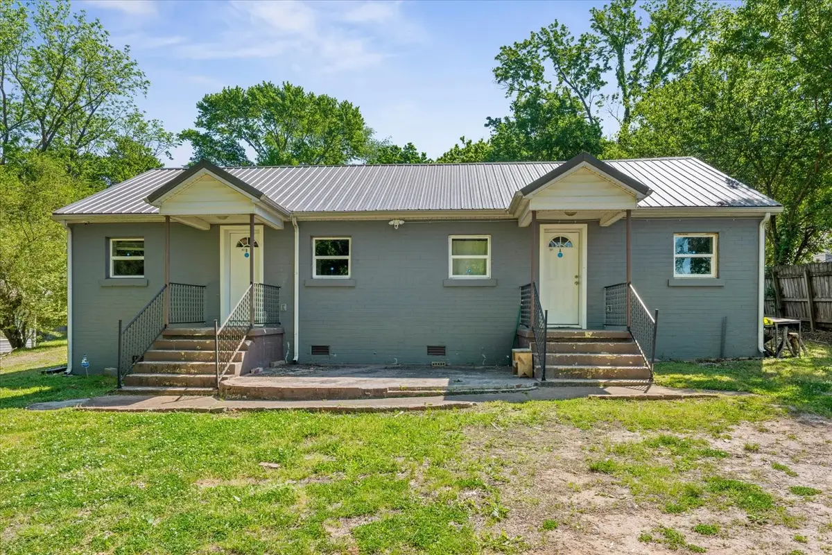 307 Locust St #A & B, Clarksville, TN 37042 - #1