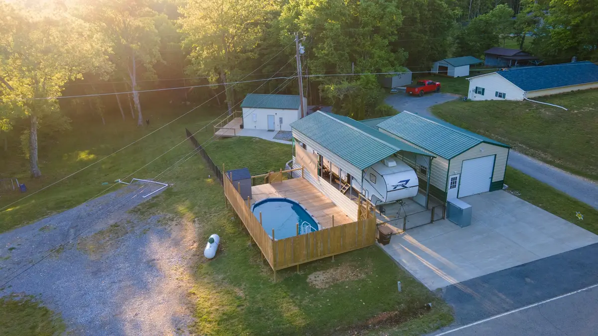 601 Pumpkin Ridge Rd, Dover, TN 37058 - #1