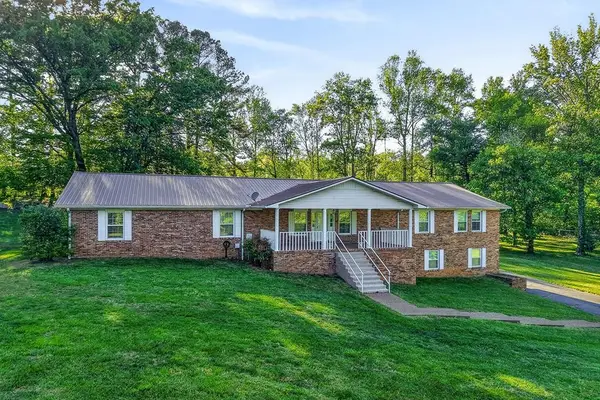 460 Petite Dr, Cookeville, TN 38501
