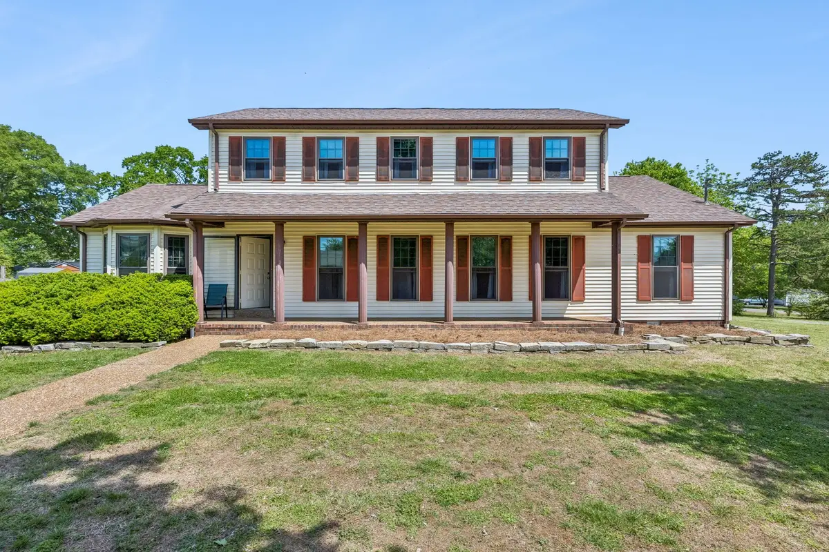 749 Walnut Ridge Dr, La Vergne, TN 37086 - #1