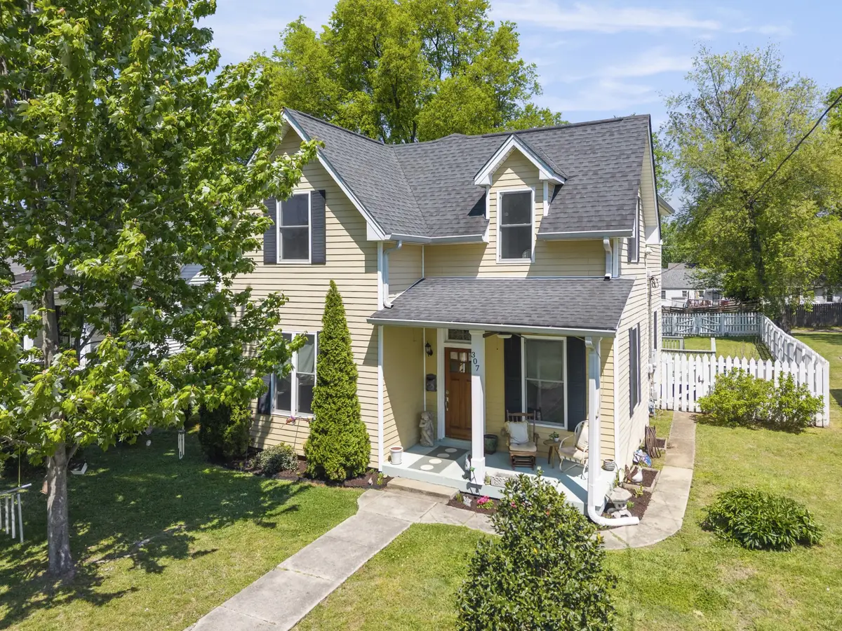 307 Neill Ave, Nashville, TN 37206 - #1