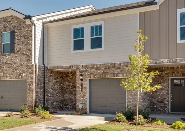 364 Coleman Ct, Columbia, TN 38401