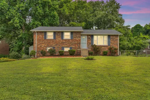 417 Harwell Dr, Hermitage, TN 37076