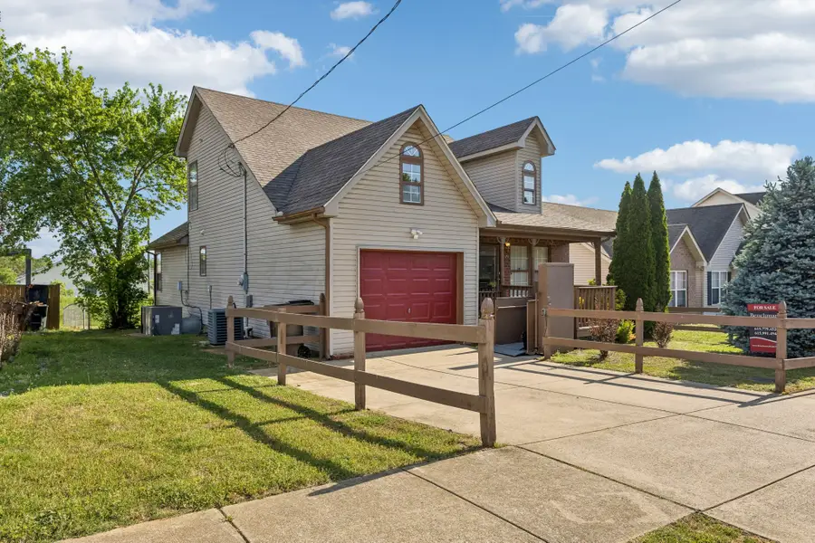 1125 Lakewalk Dr, Antioch, TN 37013 - #2