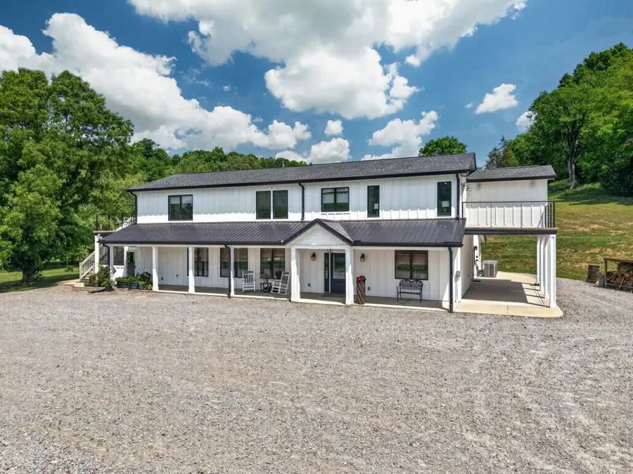 1355 Mitchell Rd, Pulaski, TN 38478 - #3