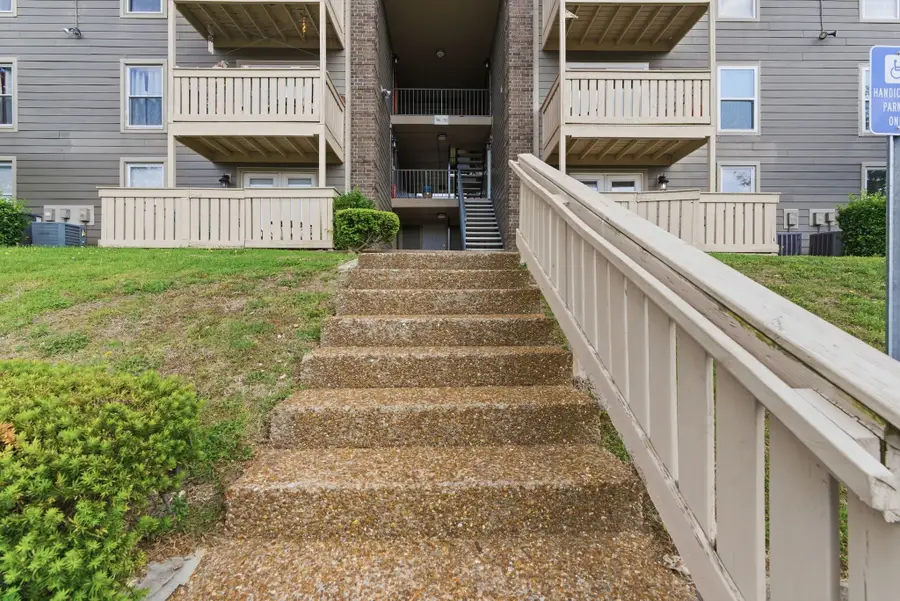 707 Ashlawn Pl, Nashville, TN 37211 - #3