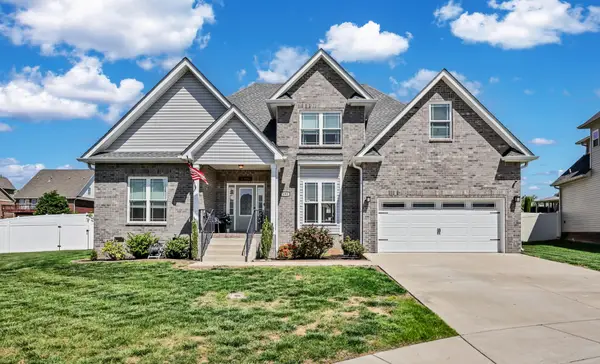 153 Chisum Ct, Clarksville, TN 37043