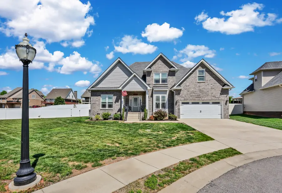 153 Chisum Ct, Clarksville, TN 37043 - #2