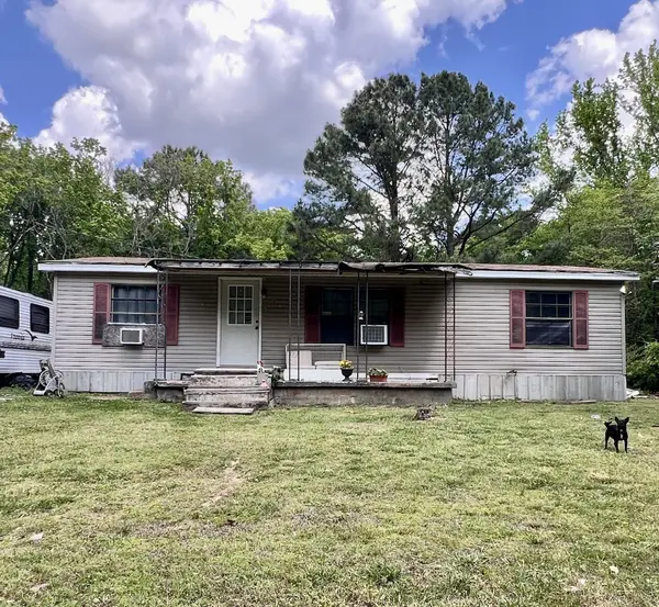 616 Powell St, Paris, TN 38242