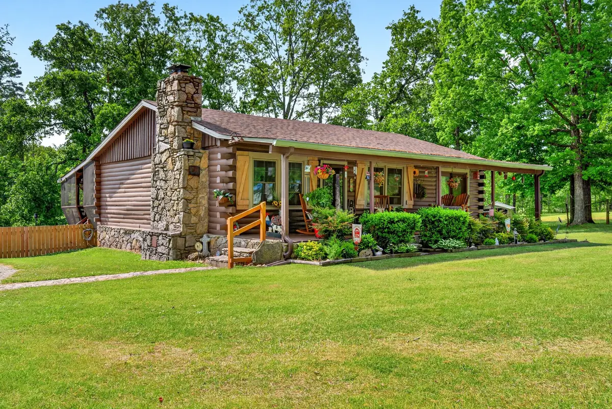147 Napier Rd, Hohenwald, TN 38462 - #1