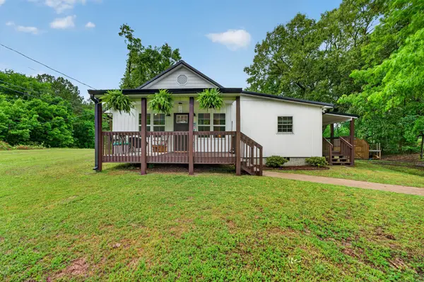 2378 Clydeton Rd, Waverly, TN 37185