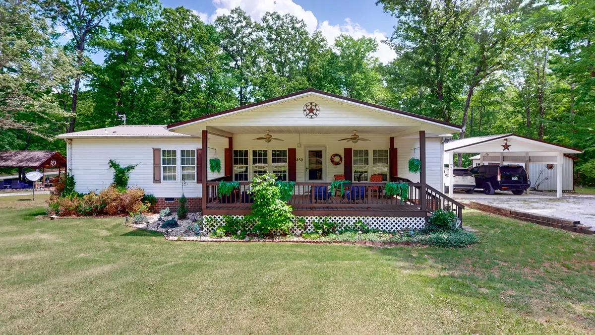 250 Brazzell Rd, Dickson, TN 37055 - #1