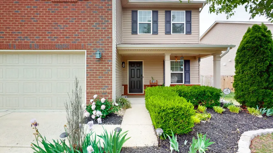 629 Pemberton Dr, Lebanon, TN 37087 - #2