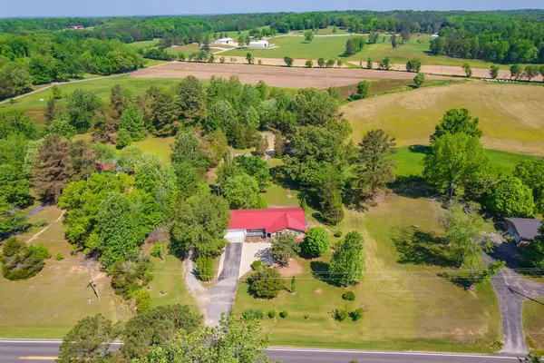 5280 Highway 100 W, Decaturville, TN 38329