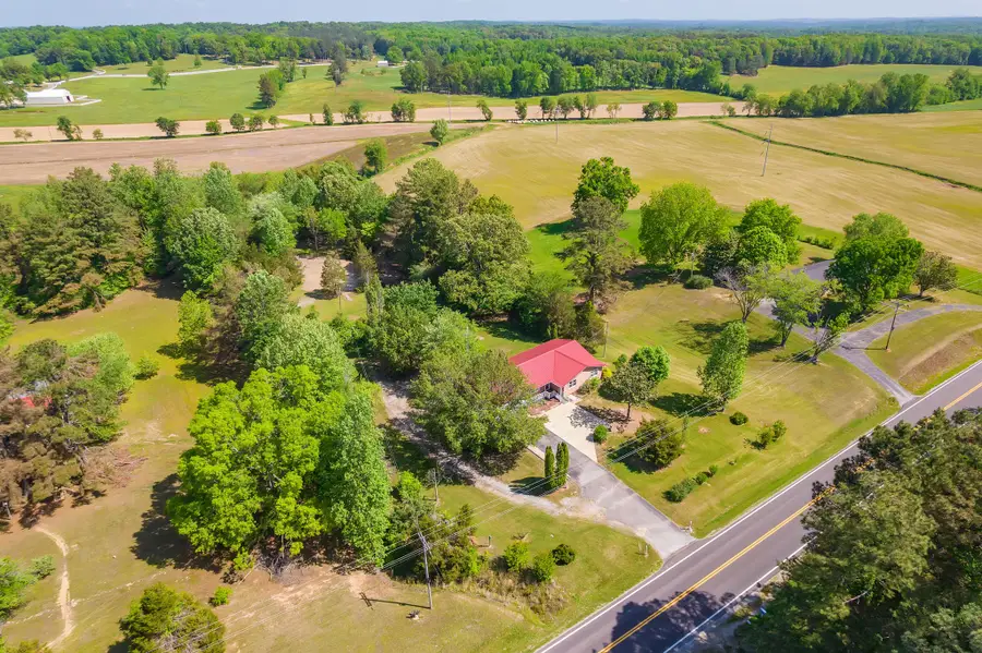 5280 Highway 100 W, Decaturville, TN 38329 - #2