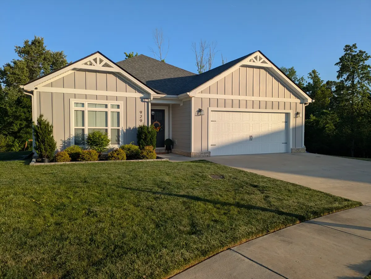 929 Frog Gip Pond Ct, Clarksville, TN 37043 - #1