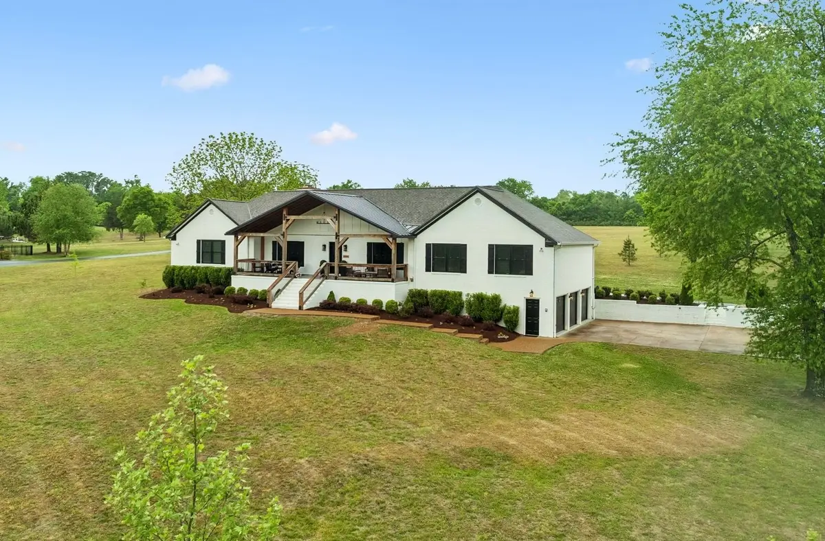 1930 Rock Springs Rd, Columbia, TN 38401 - #1