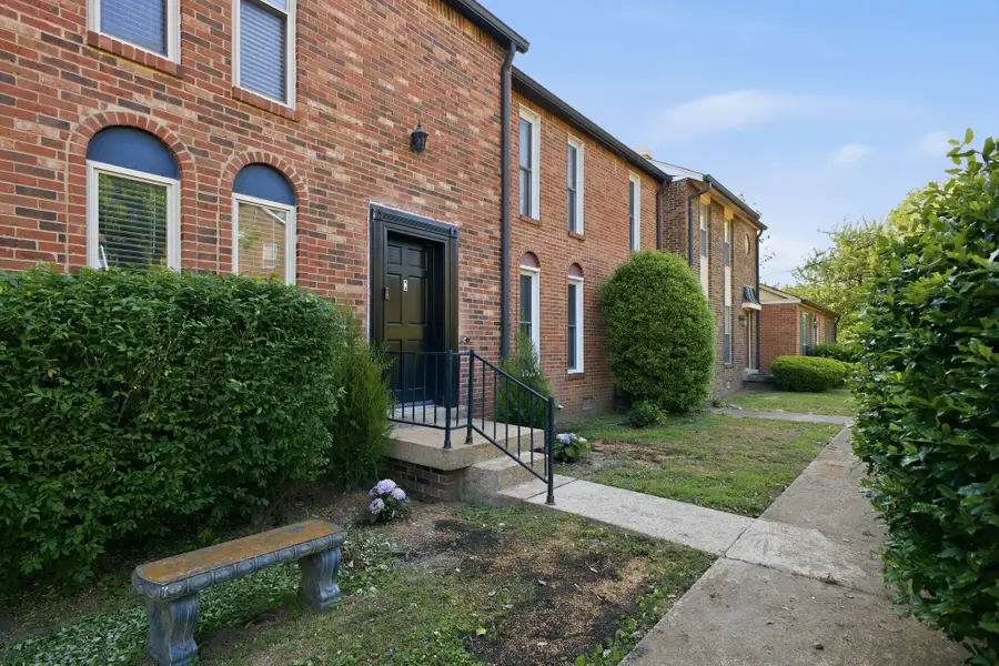 408 Huntington Ridge Dr, Nashville, TN 37211 - #3