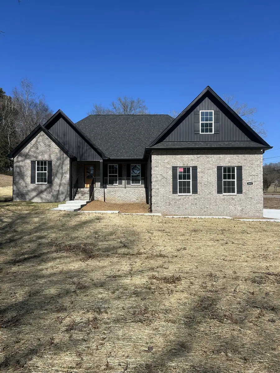 803 Manor Dr, Fayetteville, TN 37334 - #2