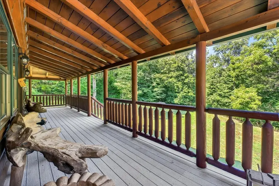 3975 Jarman Hollow Rd, Palmyra, TN 37142 - #3