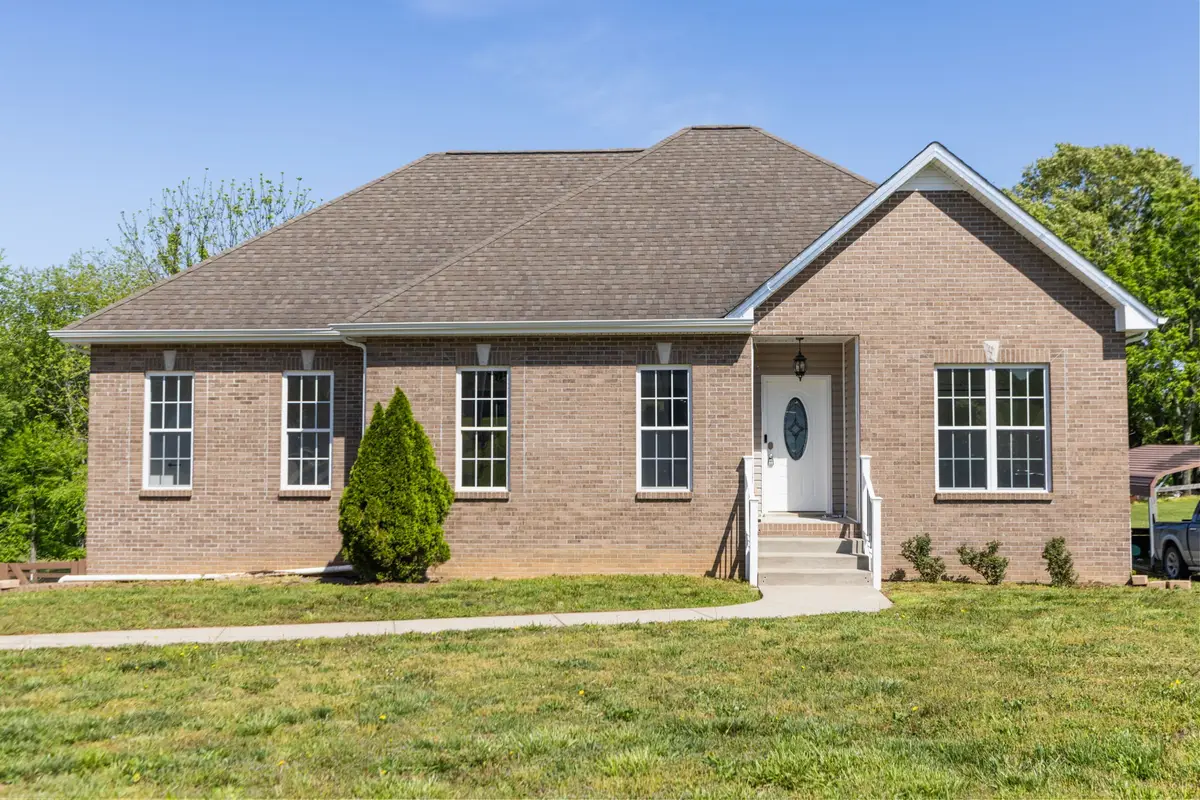 980 Ernest Stewart Dr, Clarksville, TN 37042 - #1