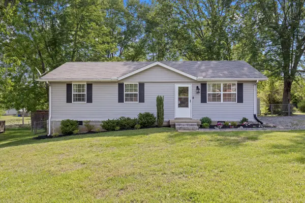 216 Fischer Dr, White House, TN 37188