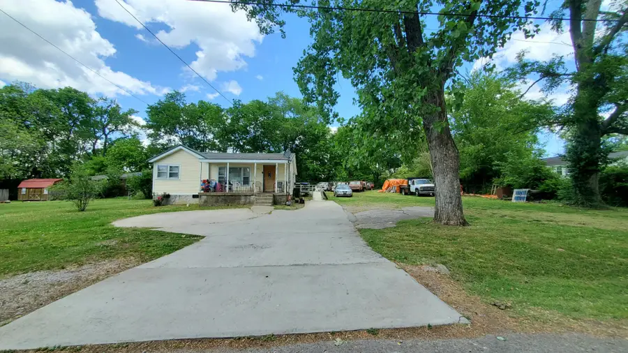504 Demoss St, Gallatin, TN 37066 - #2