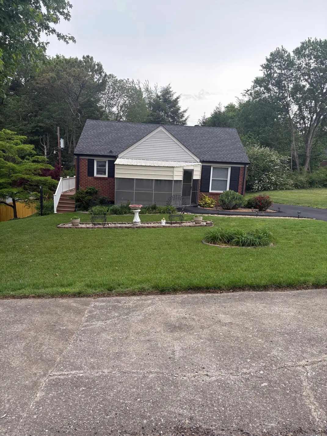 1735 Merritt Dr, Clarksville, TN 37043 - #1
