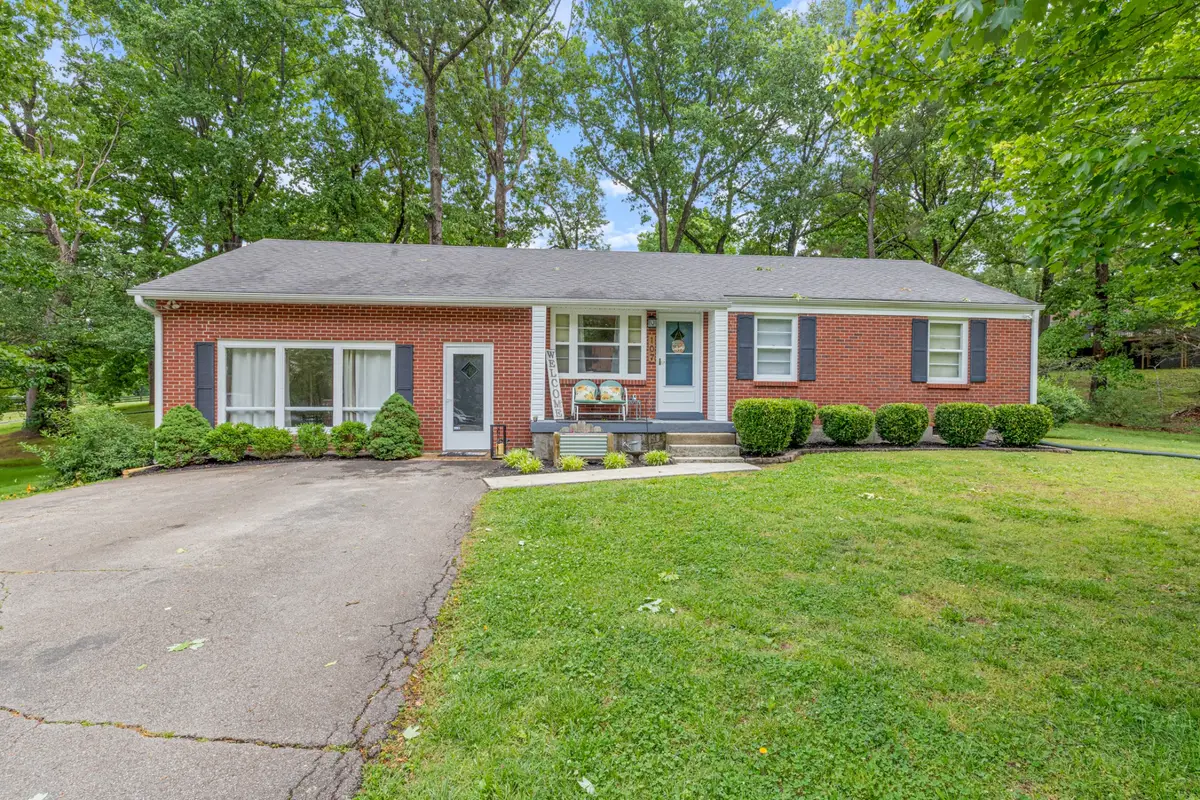 107 Shady Hill Rd, Dickson, TN 37055 - #1